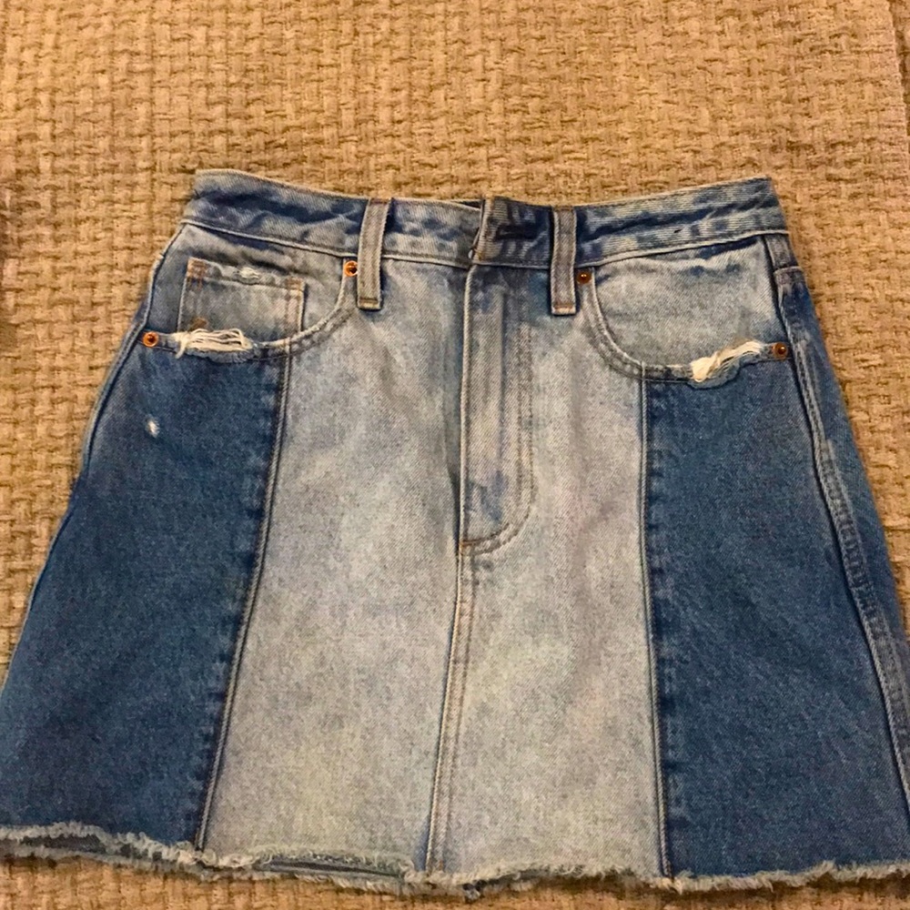 Skirt!